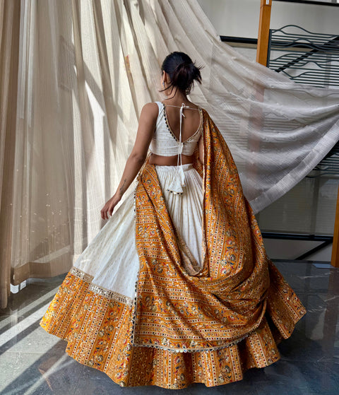 Mustard luxe